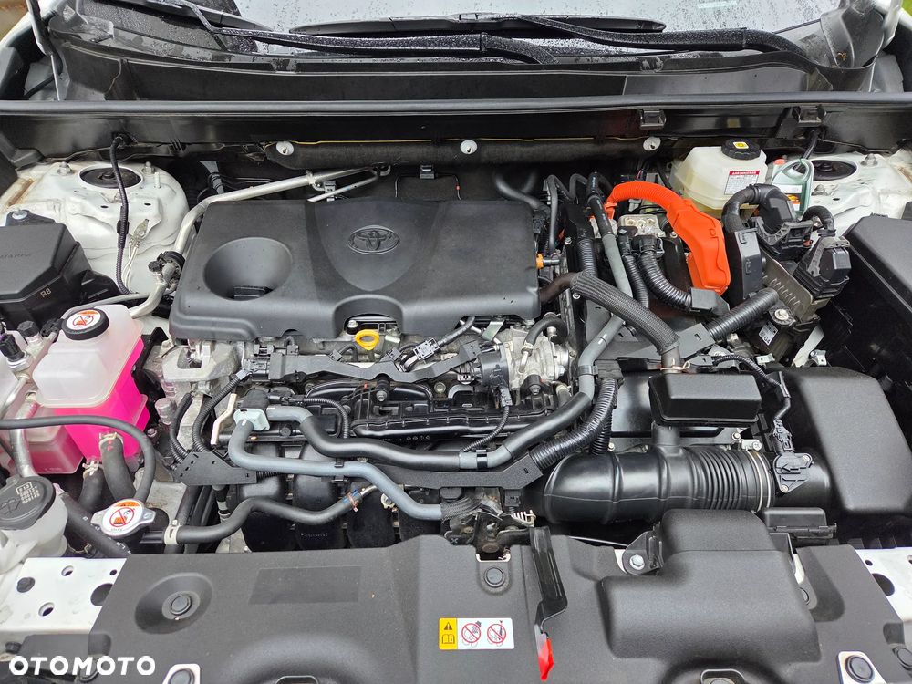 Toyota RAV4 - 16