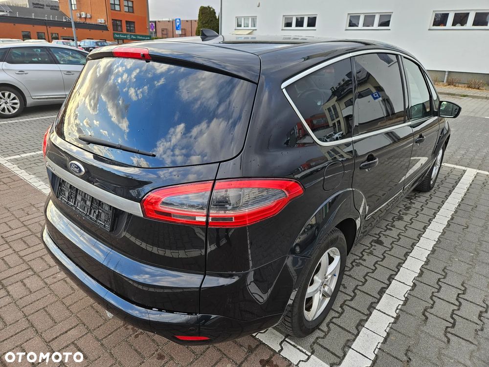 Ford S-Max 2.0 TDCi DPF Titanium - 4