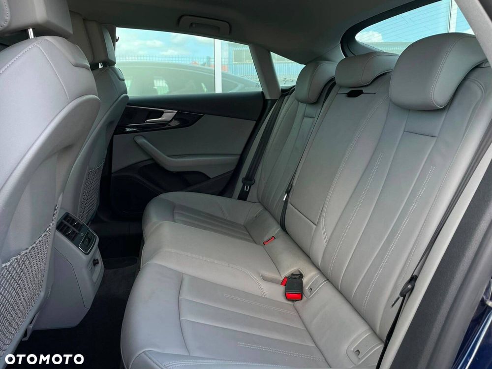 Audi A5 Sportback - 13