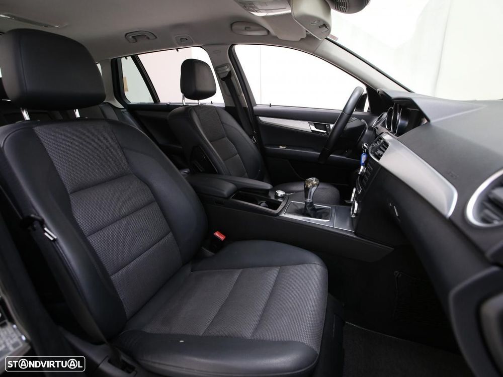 Mercedes-Benz C 220 - 10