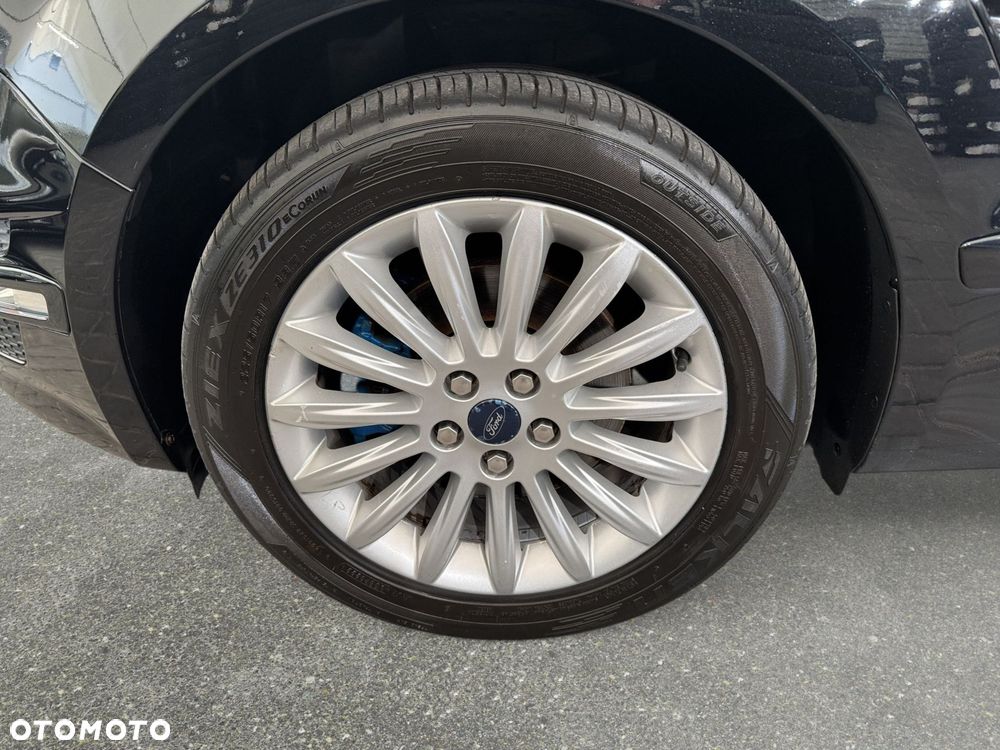 Ford S-Max - 10