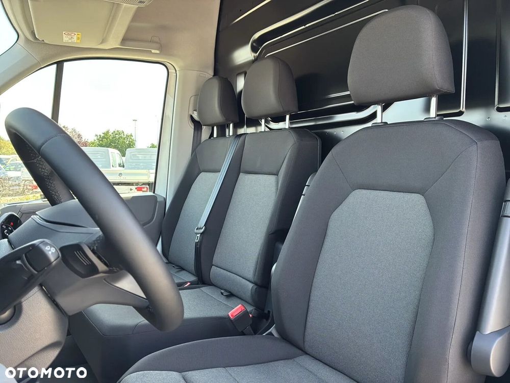 Volkswagen Crafter 35 Furgon AUTOMAT/L4H3, 2.0BiTDI 177KM, 4490mm, Wysoki dach, r.o. 4490 - 13