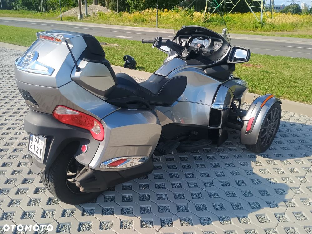 Can-Am Spyder - 4