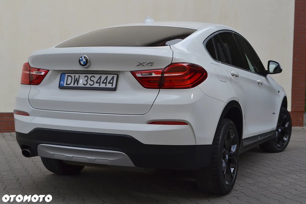 BMW X4 xDrive20i xLine - 11
