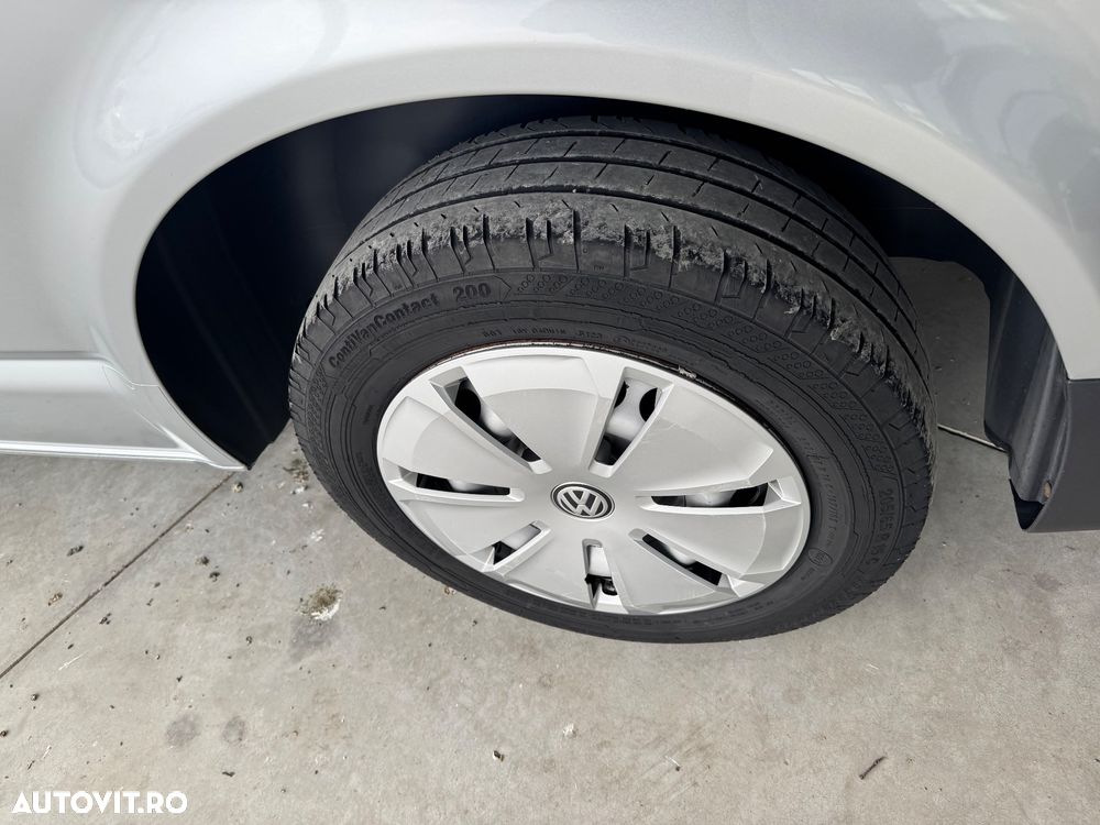 Volkswagen Caravelle - 28