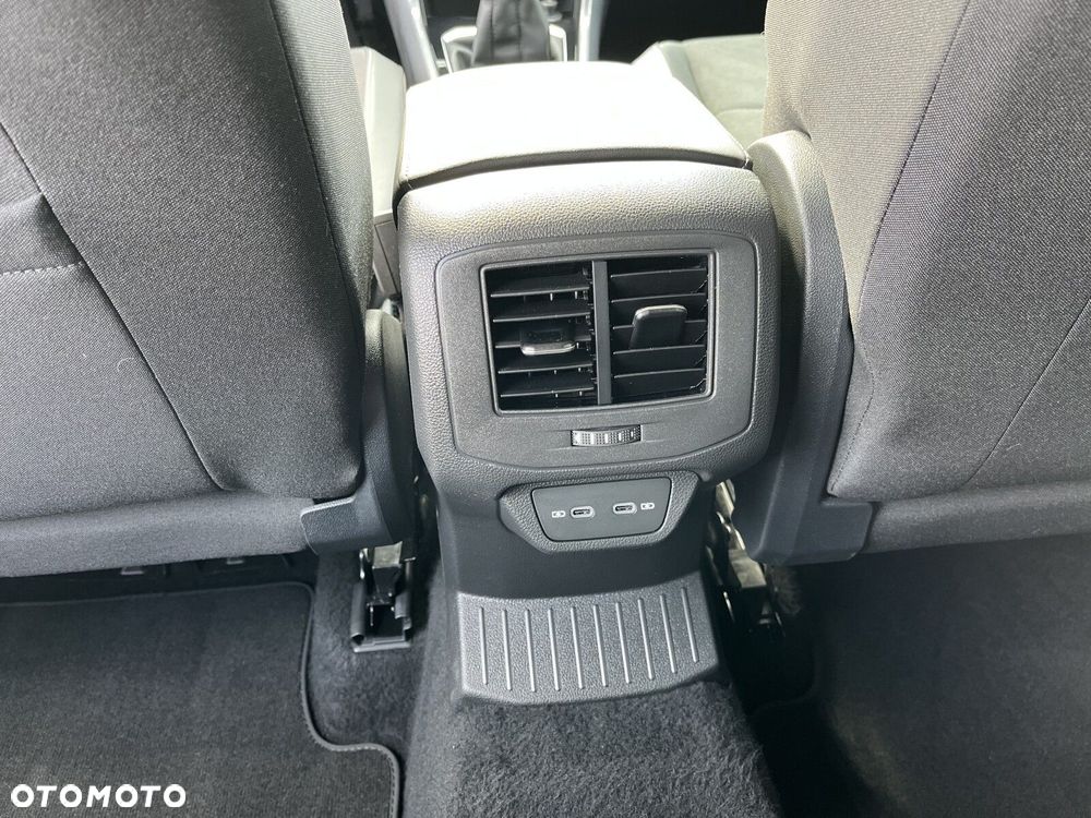 Volkswagen T-Roc - 20