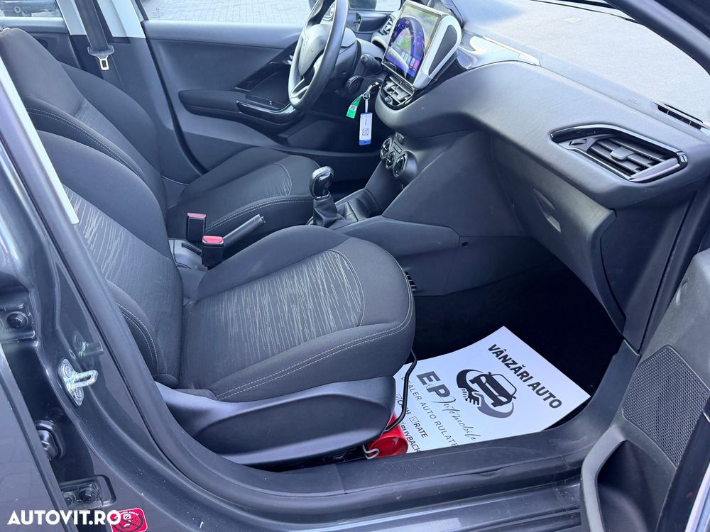 Peugeot 208 PureTech 110 Stop & Start Active - 19
