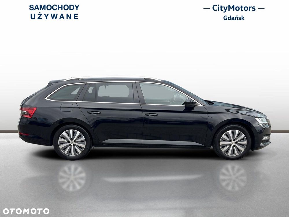 Skoda Superb 2.0 TDI SCR Style DSG - 8