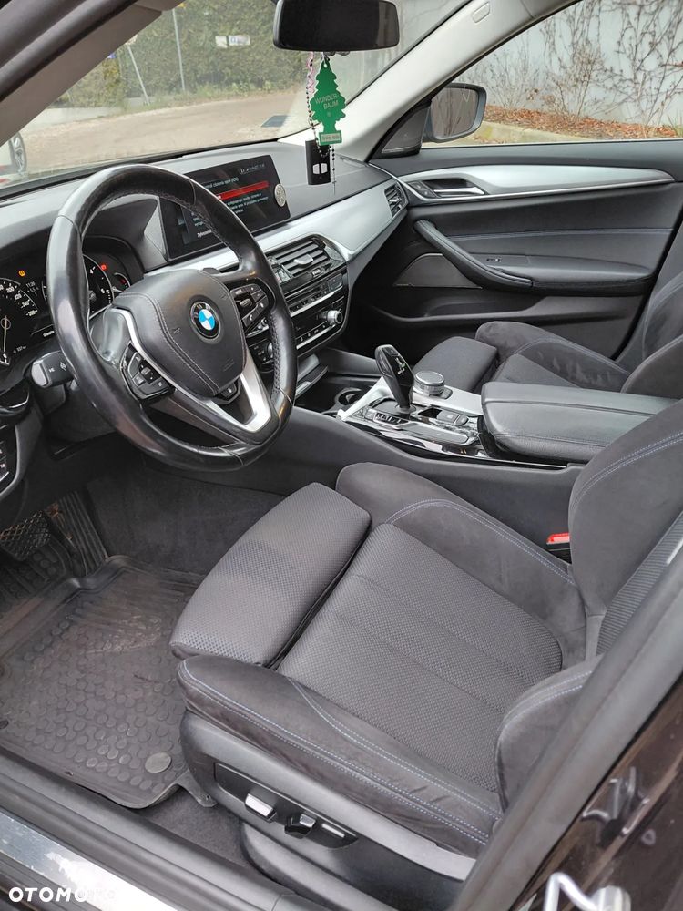 BMW Seria 5 520d - 5