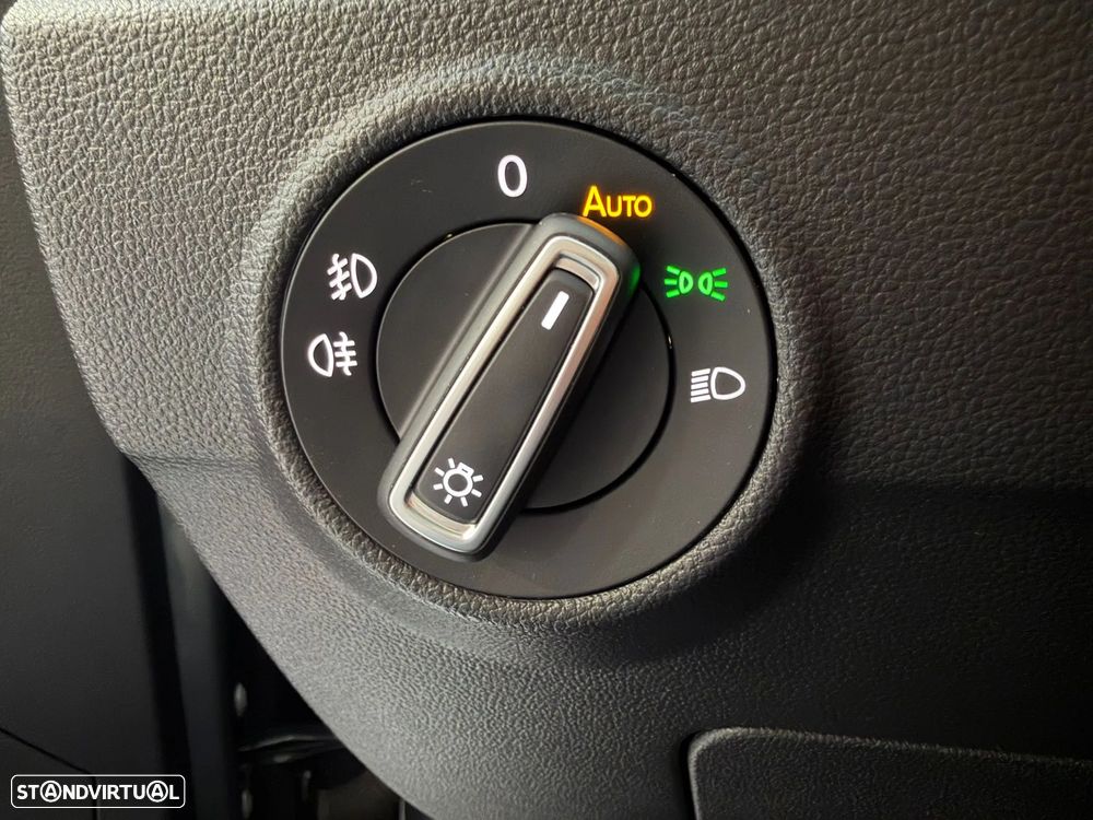 VW T-Roc 1.5 TSI Sport DSG - 21