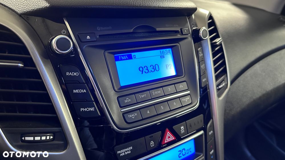 Hyundai i30 blue 1.6 CRDi YES Gold - 30