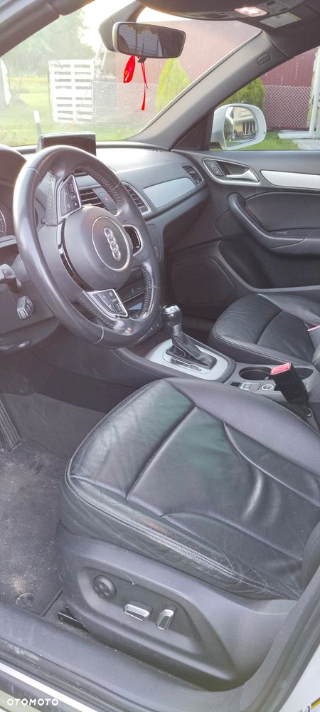 Audi Q3 40 TFSI Quattro S tronic S line - 14