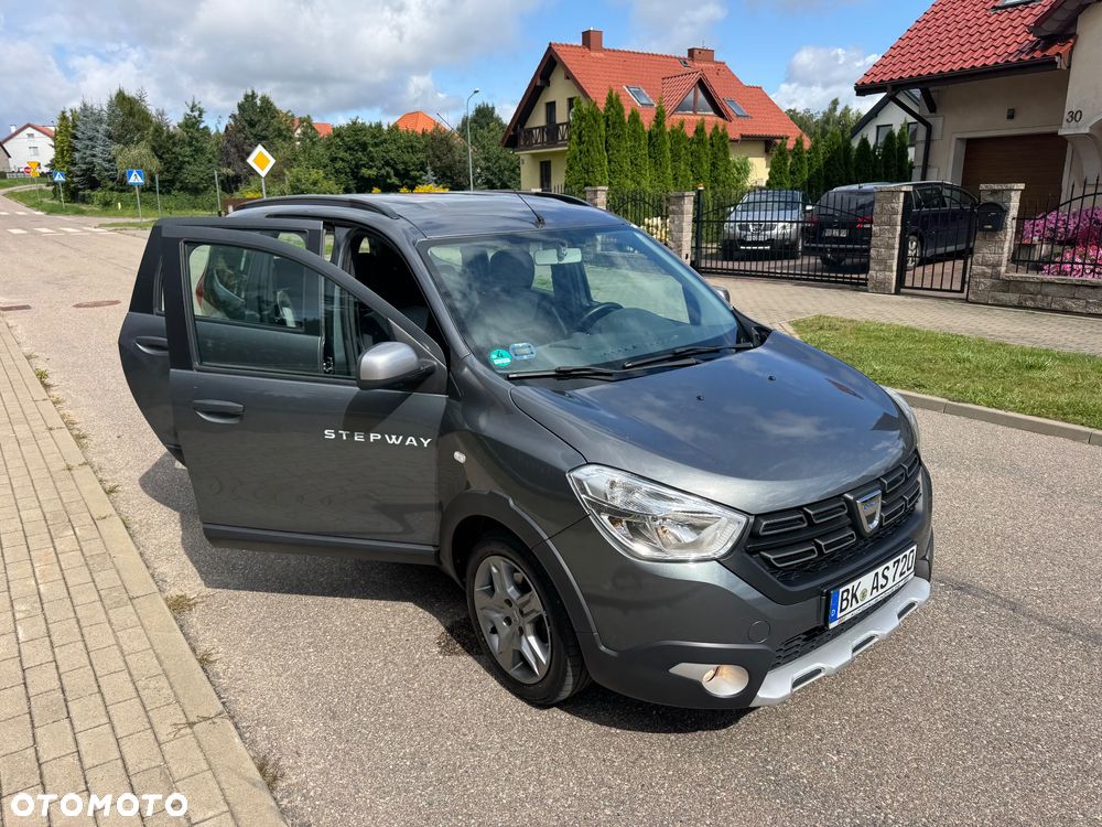 Dacia Lodgy dCi 110 Stepway Celebration - 39