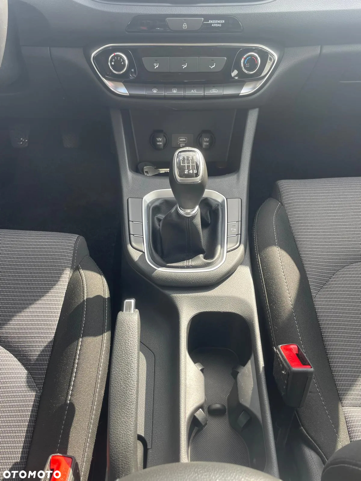 Hyundai i30 - 21