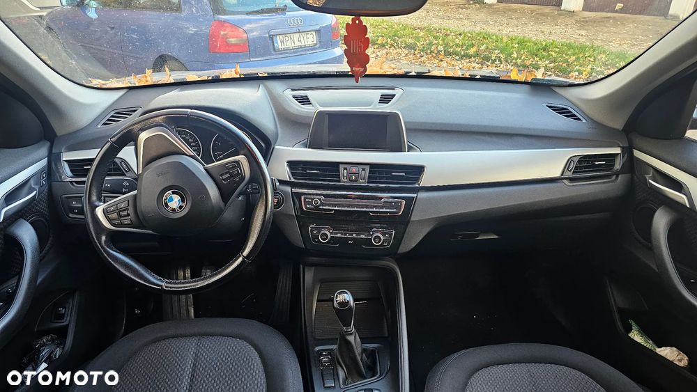 BMW X1 sDrive18d Sport Line - 6