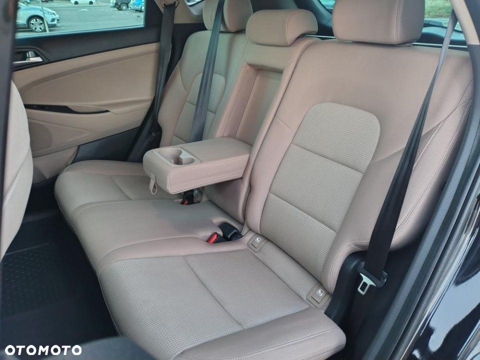 Hyundai Tucson - 12
