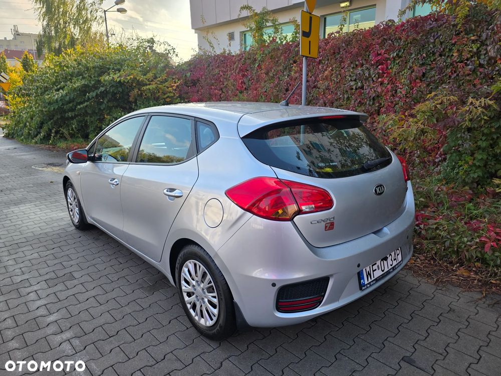 Kia Ceed - 5