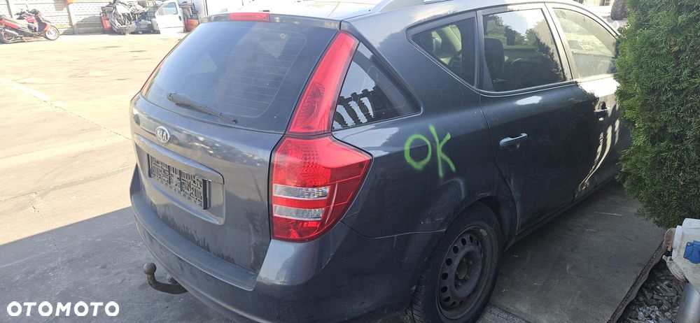 KIA CEED I SW 06-09 1.6 CRDI - RAMKA RADIA NAWIEWU - 14