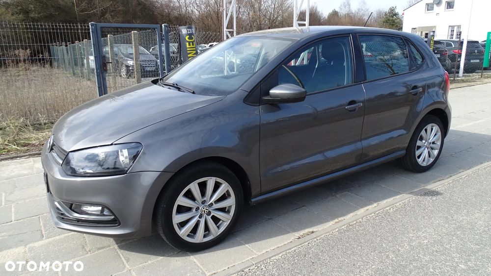 Volkswagen Polo 1.0 (Blue Motion Technology) Comfortline - 1