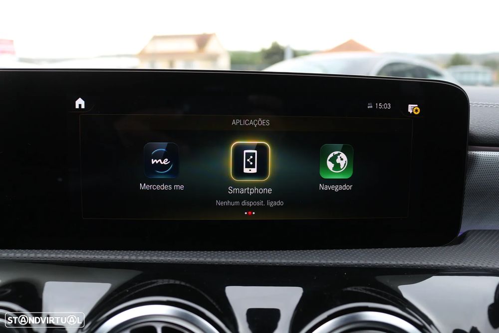 Mercedes-Benz A 250 e 8G-DCT AMG Line - 29