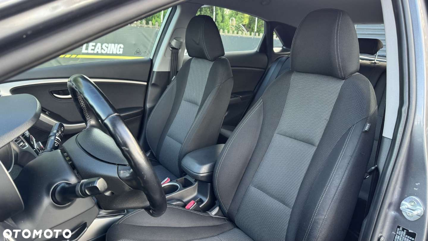 Hyundai i30 - 19