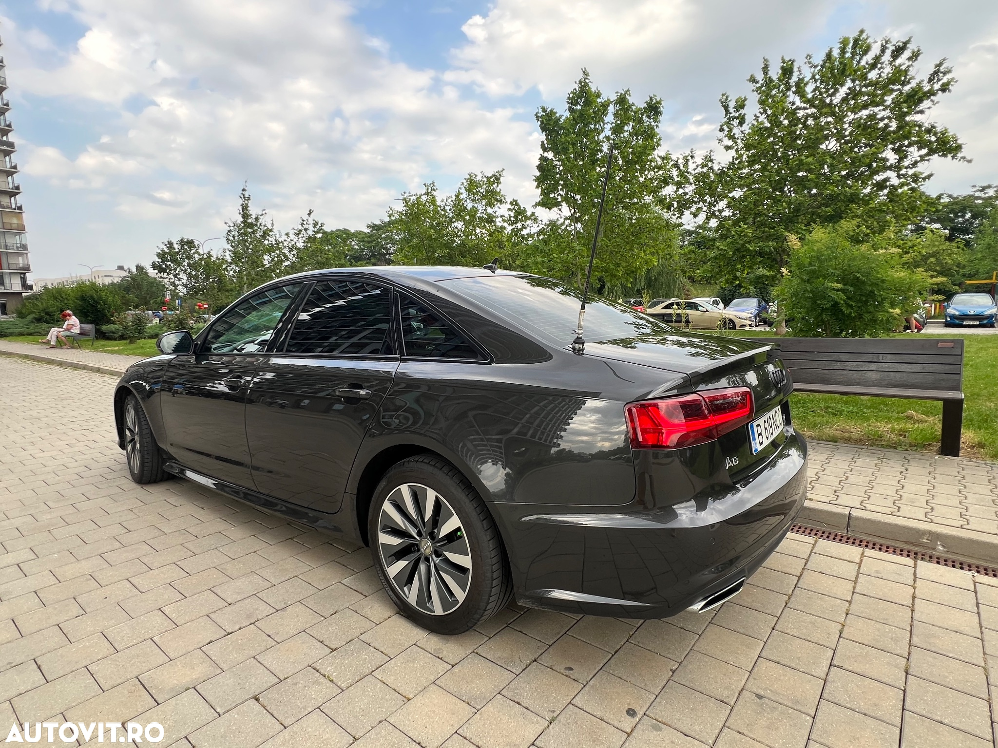 Audi A6 3.0 TDI quattro S tronic - 12