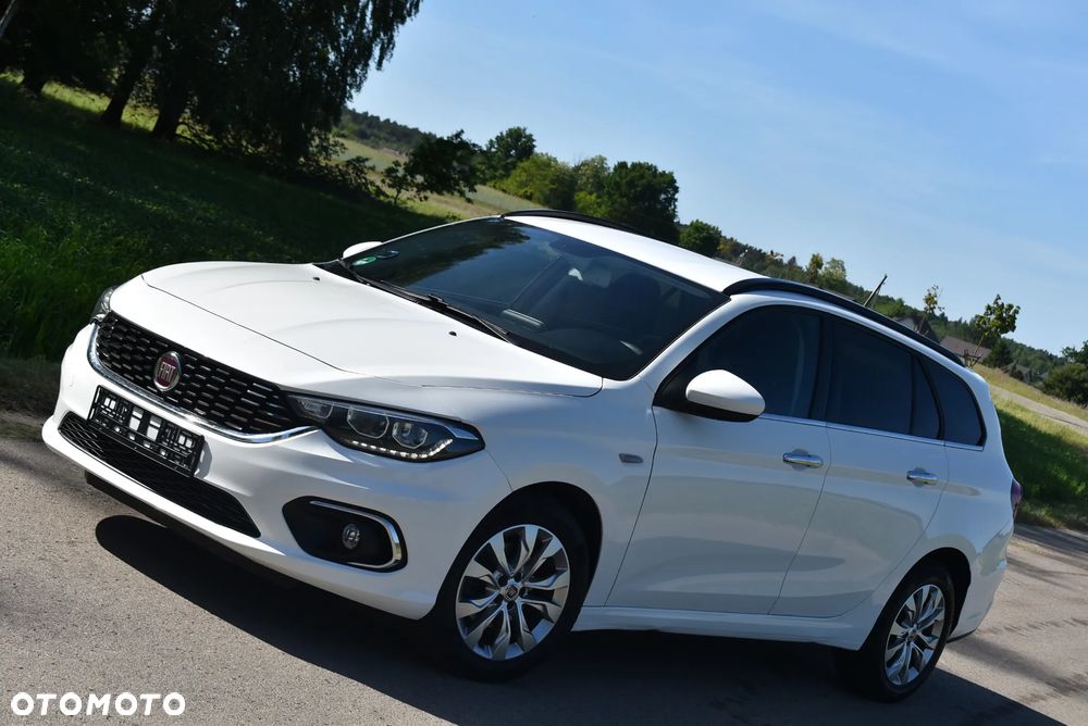 Fiat Tipo 1.4 T-Jet Lounge - 4