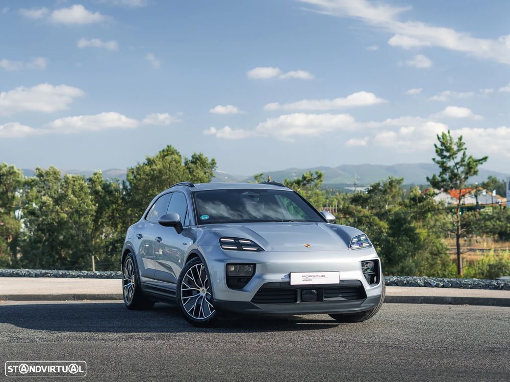 Porsche Macan Electric 4 - 9