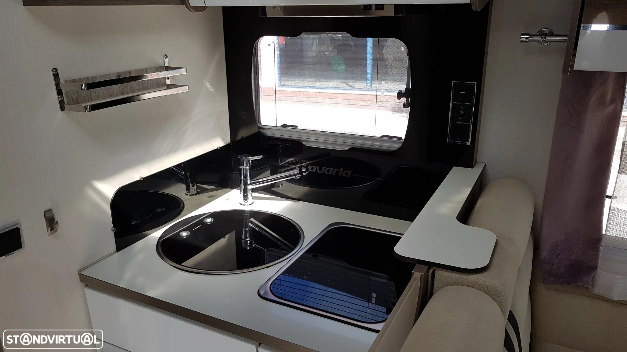 Bavaria Class T 706 CAMA CENTRAL - 20