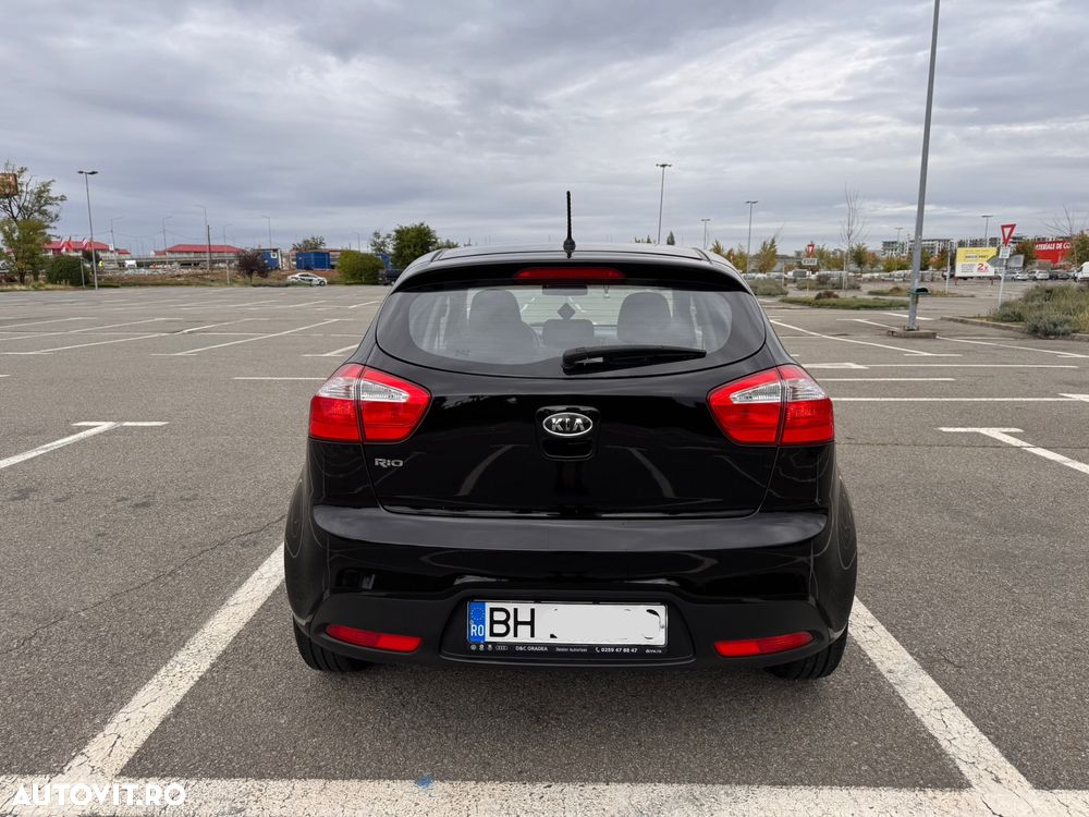 Kia Rio 1.2 GSL BASE - 4