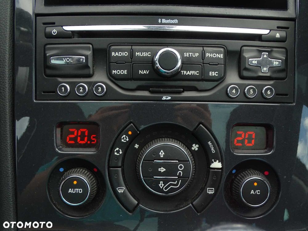 Peugeot 3008 - 14