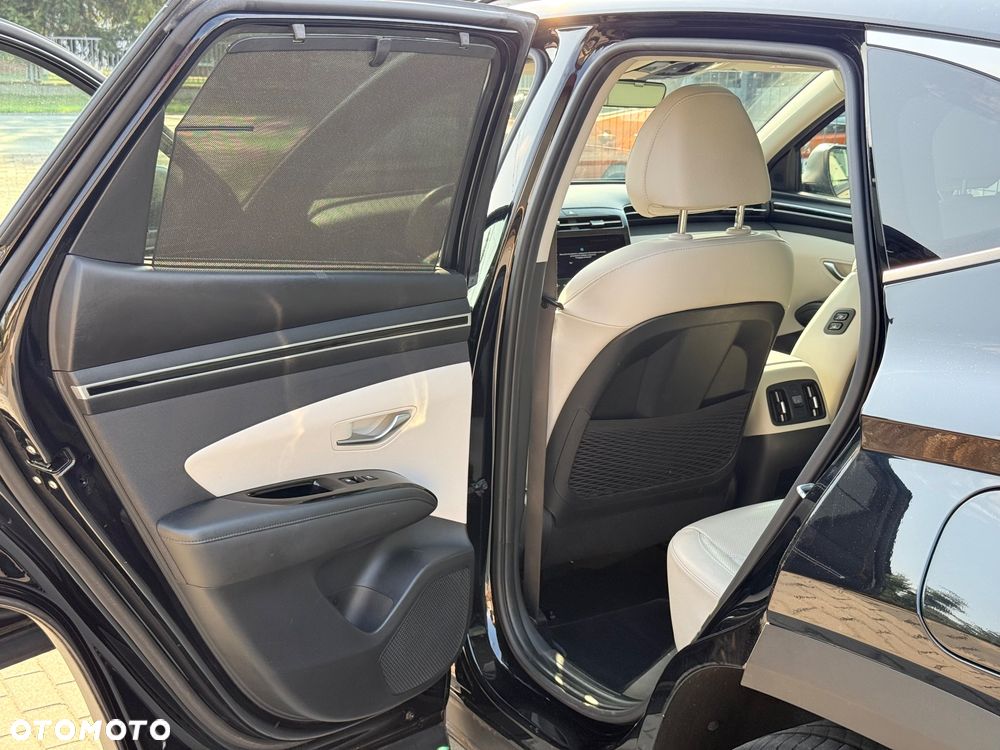 Hyundai Tucson 1.6 CRDi 48V-Hybrid 4WD DCT Prime - 13