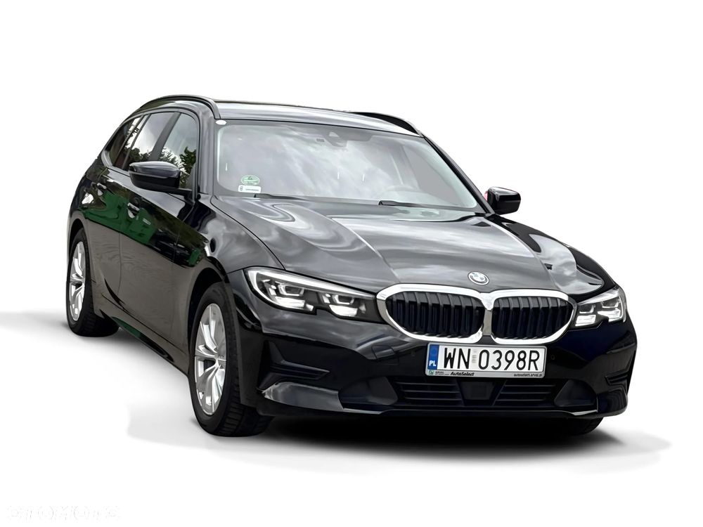 BMW Seria 3 320i - 9