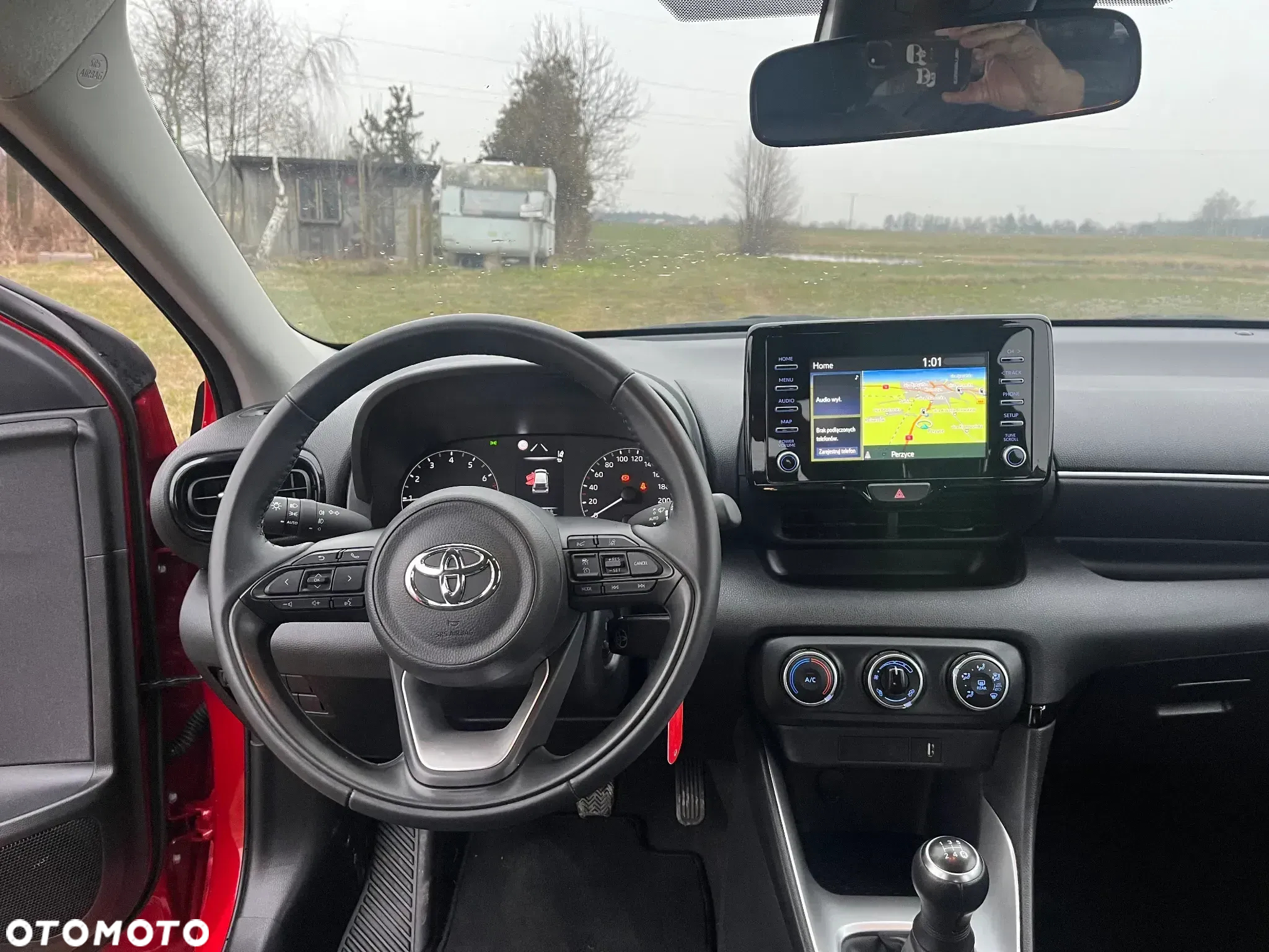 Toyota Yaris - 16