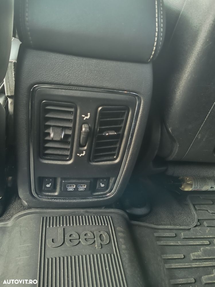 Jeep Grand Cherokee 3.0 TD AT Overland - 17