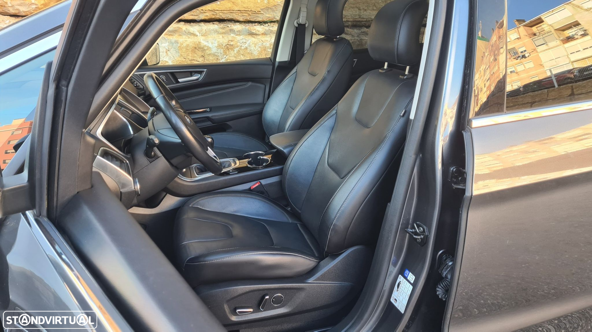 Ford S-Max 2.0 TDCi Titanium - 32