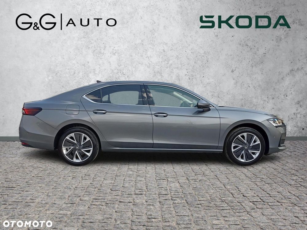 Skoda Superb 2.0 TDI SCR Edition 130 DSG - 8