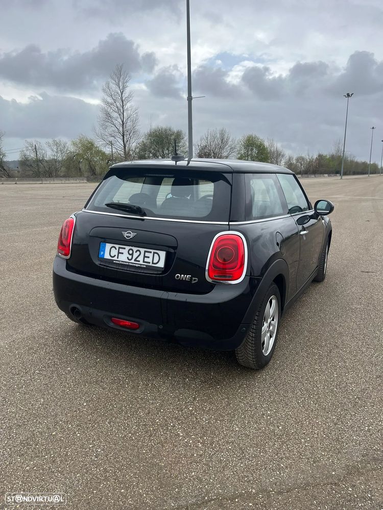 MINI 3 Portas One D Blackyard - 4