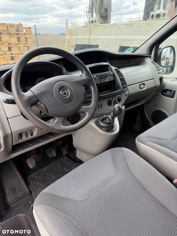 Opel VIVARO - 8