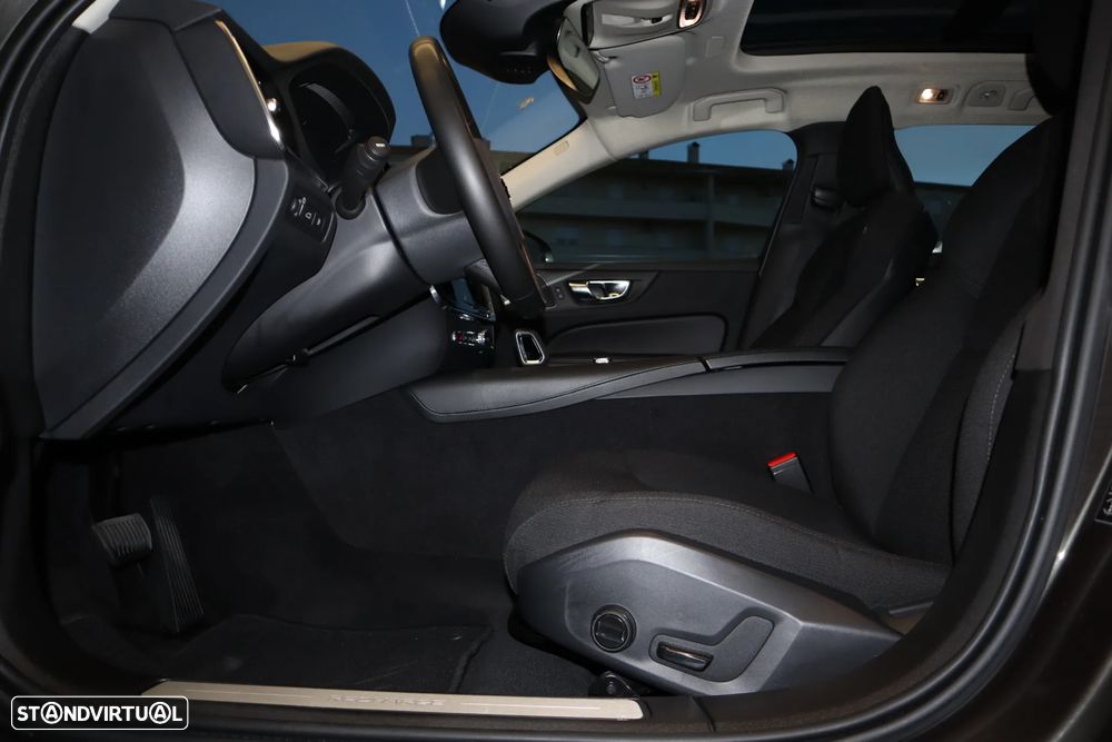 Volvo V60 2.0 T6 AWD TE Inscription Expression - 19