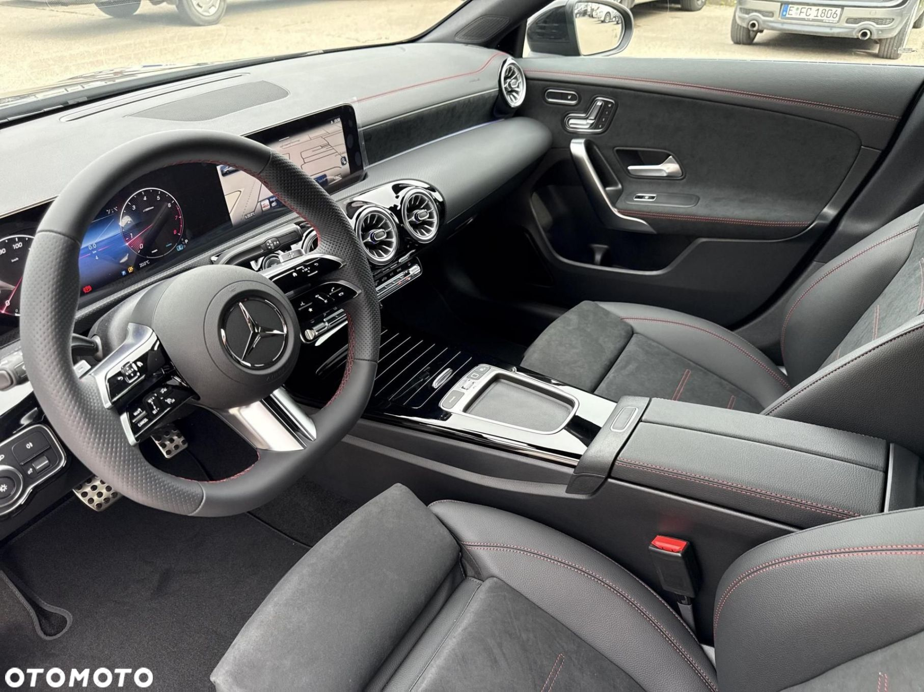 Mercedes-Benz CLA - 9