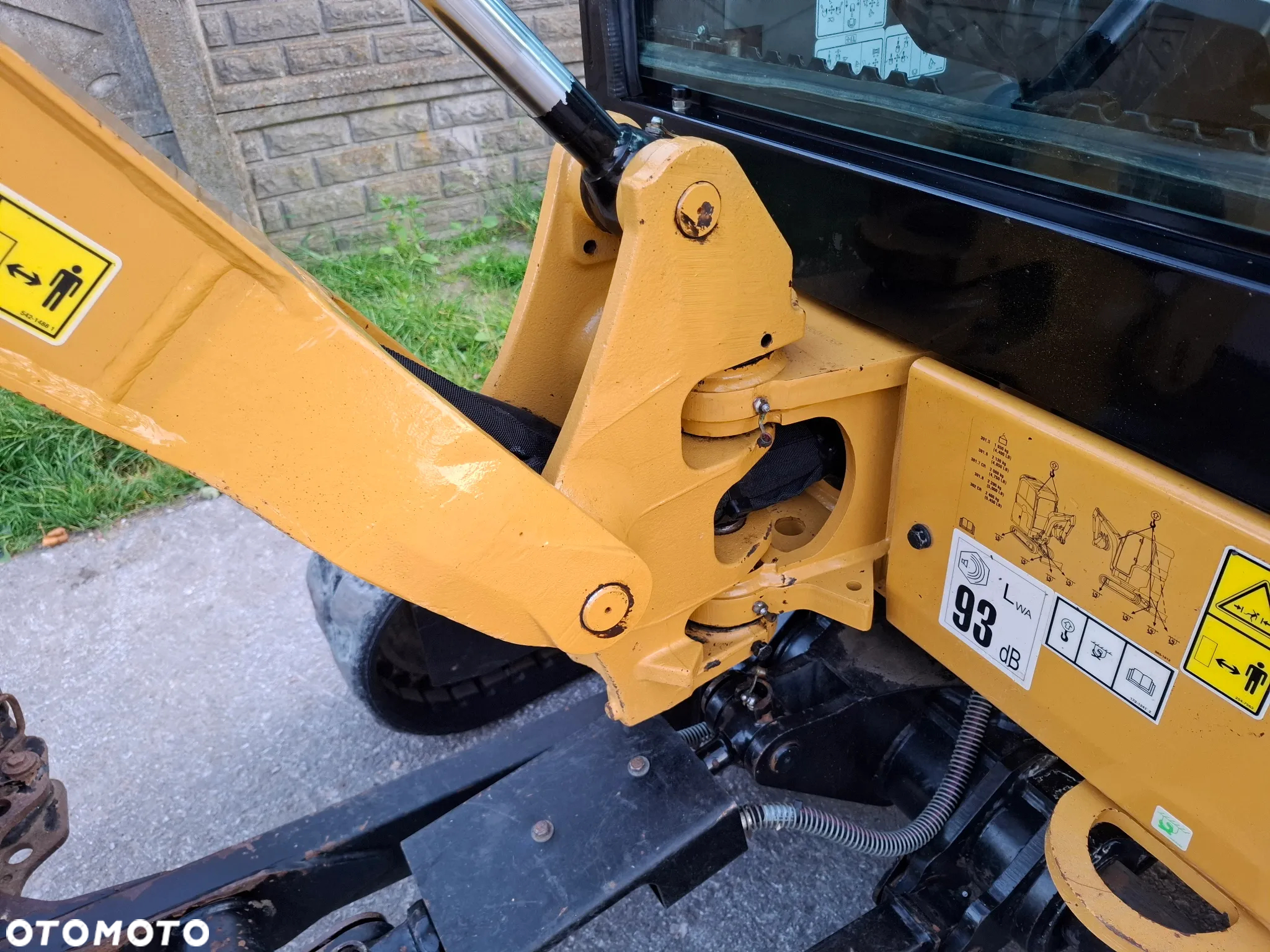 Caterpillar 301.8 05A - 17