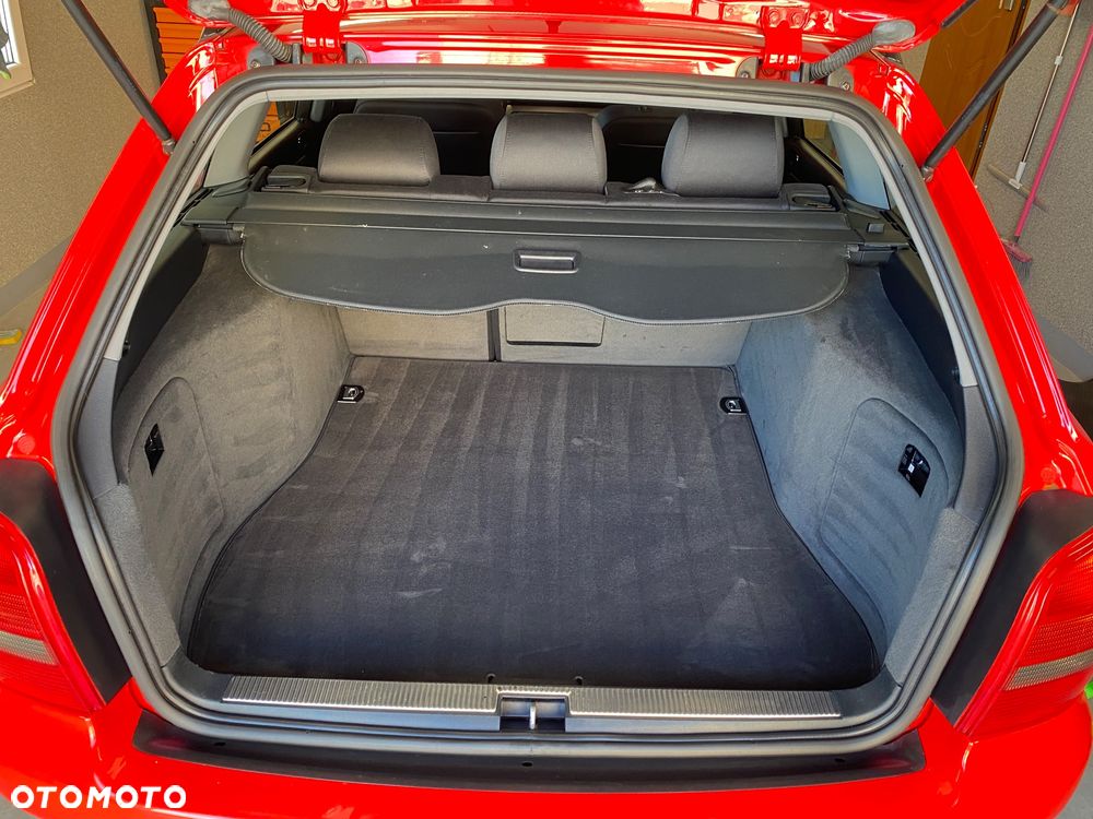 Audi A4 Avant - 22