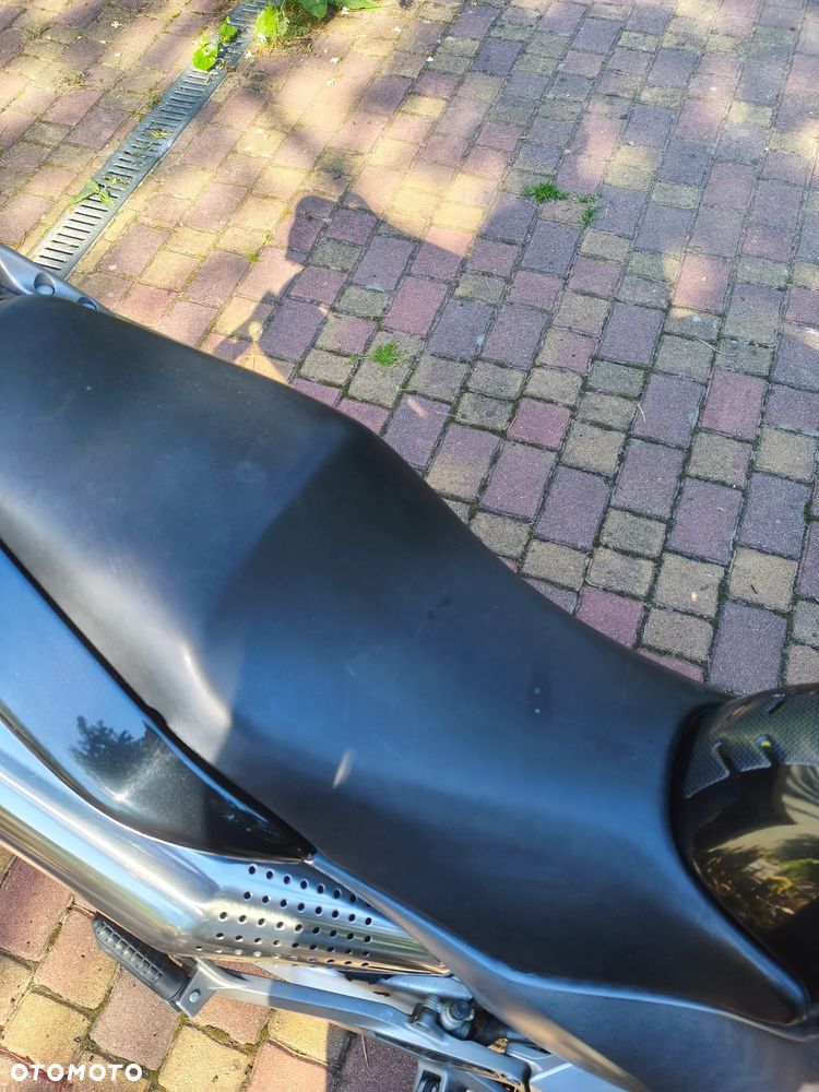 Honda CB - 4