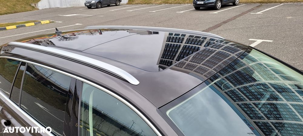 Volkswagen Passat 2.0 TDI DSG 4Motion R Executive - 25