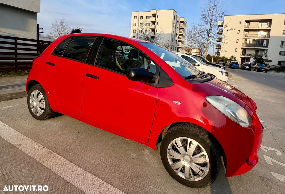 Toyota Yaris 1.0 Aqua - 2