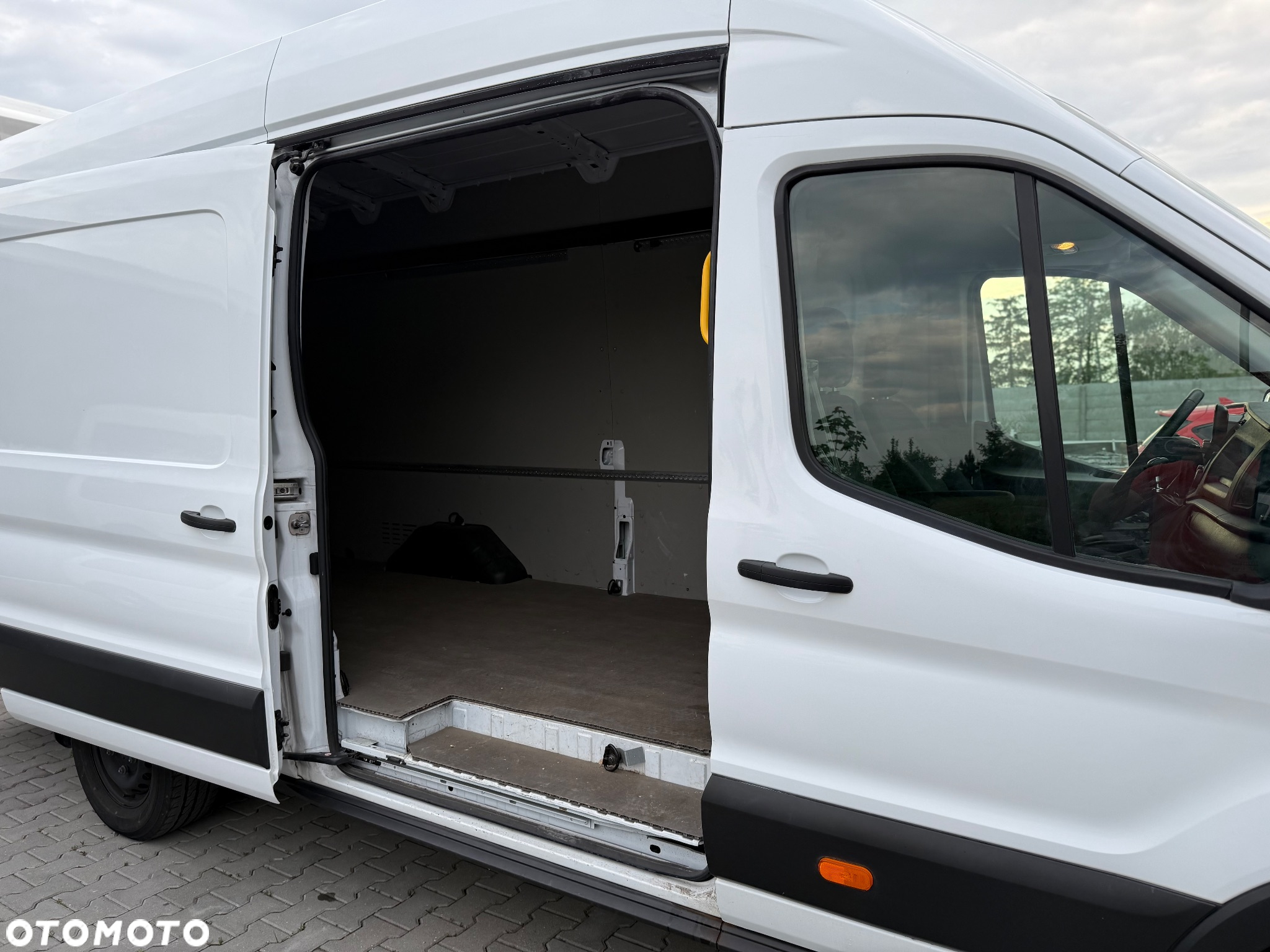 Ford Transit L4 H3 - 3