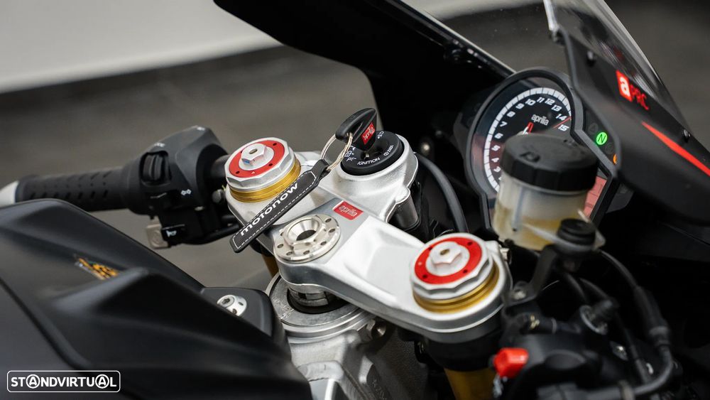 Aprilia RS V4 RR - 15