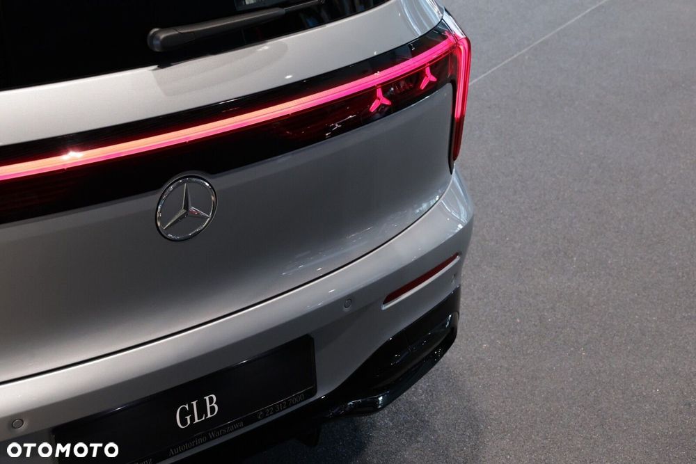 Mercedes-Benz GLB - 7