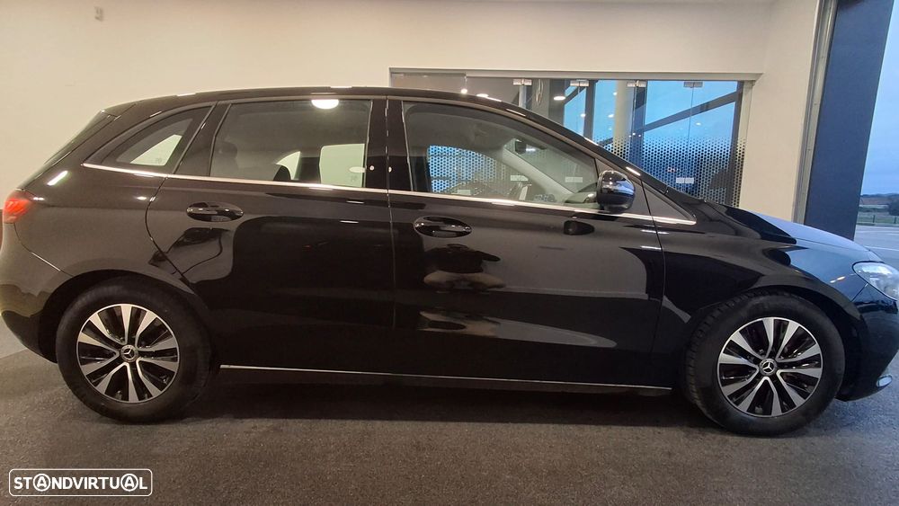 Mercedes-Benz B 180 d - 10